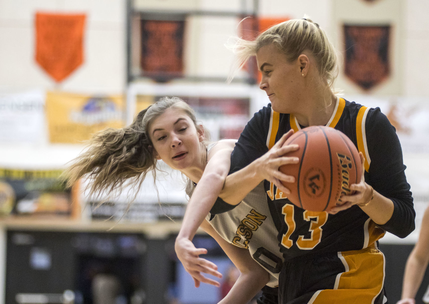 Alumni basketball game